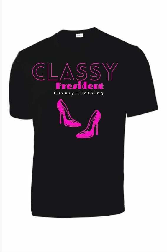 CLASSY T-shirt